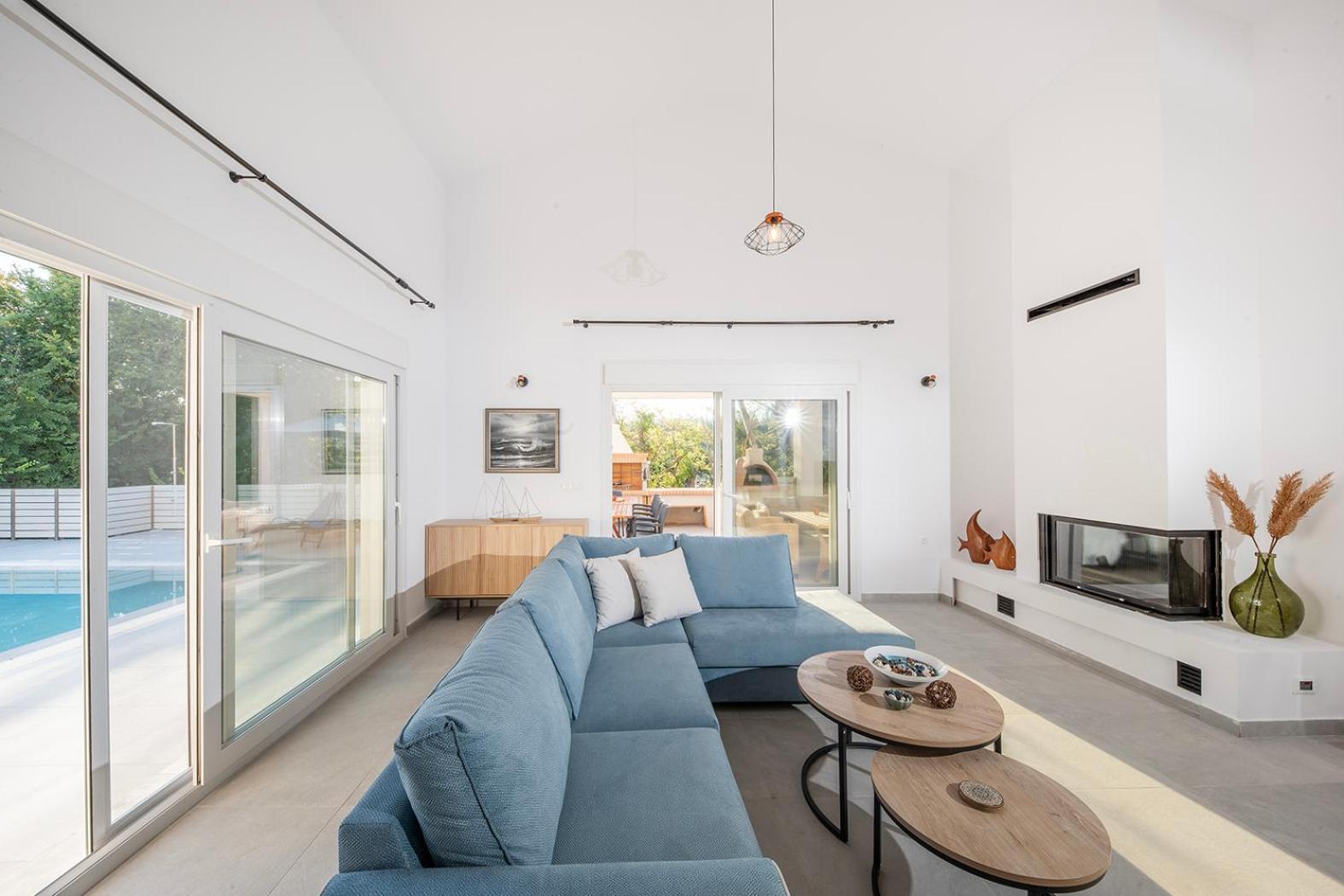 Villa Ami, Roda, Corfu: 10 Guests, Heated Pool, Private Mini Golf, Pool Table & More!! Exteriör bild