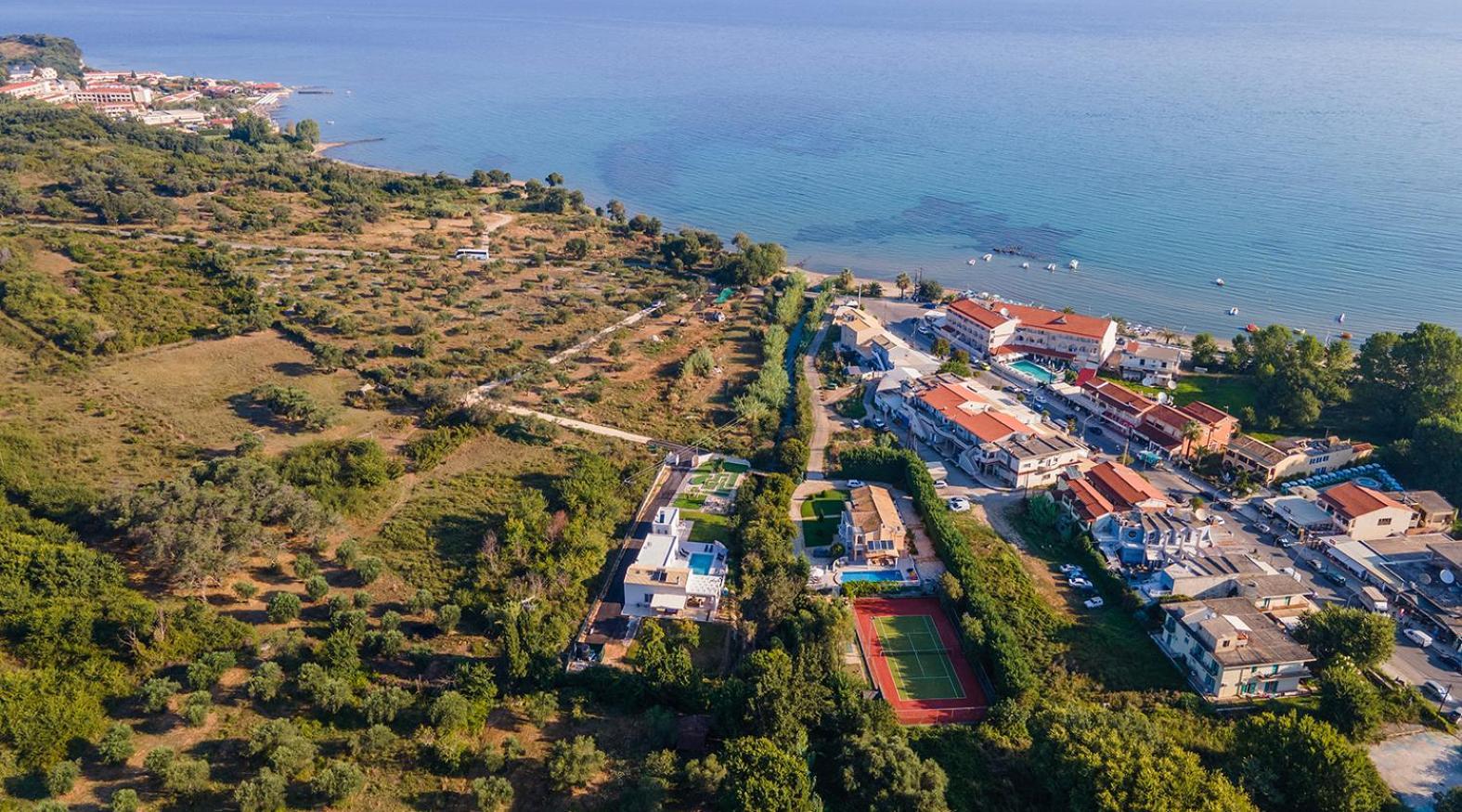 Villa Ami, Roda, Corfu: 10 Guests, Heated Pool, Private Mini Golf, Pool Table & More!! Exteriör bild